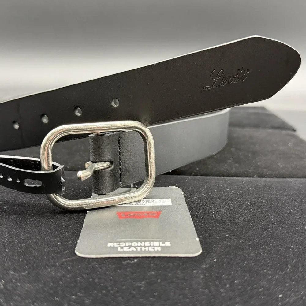 New Levi's Women Luca Belt 75 30 Black Full Grain Bovine Leather Silver Buckle